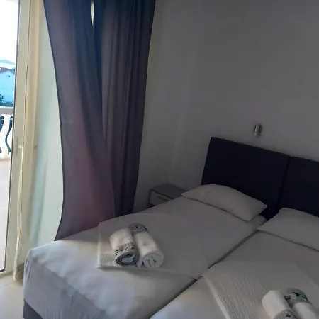 Maris Apartmán Srima